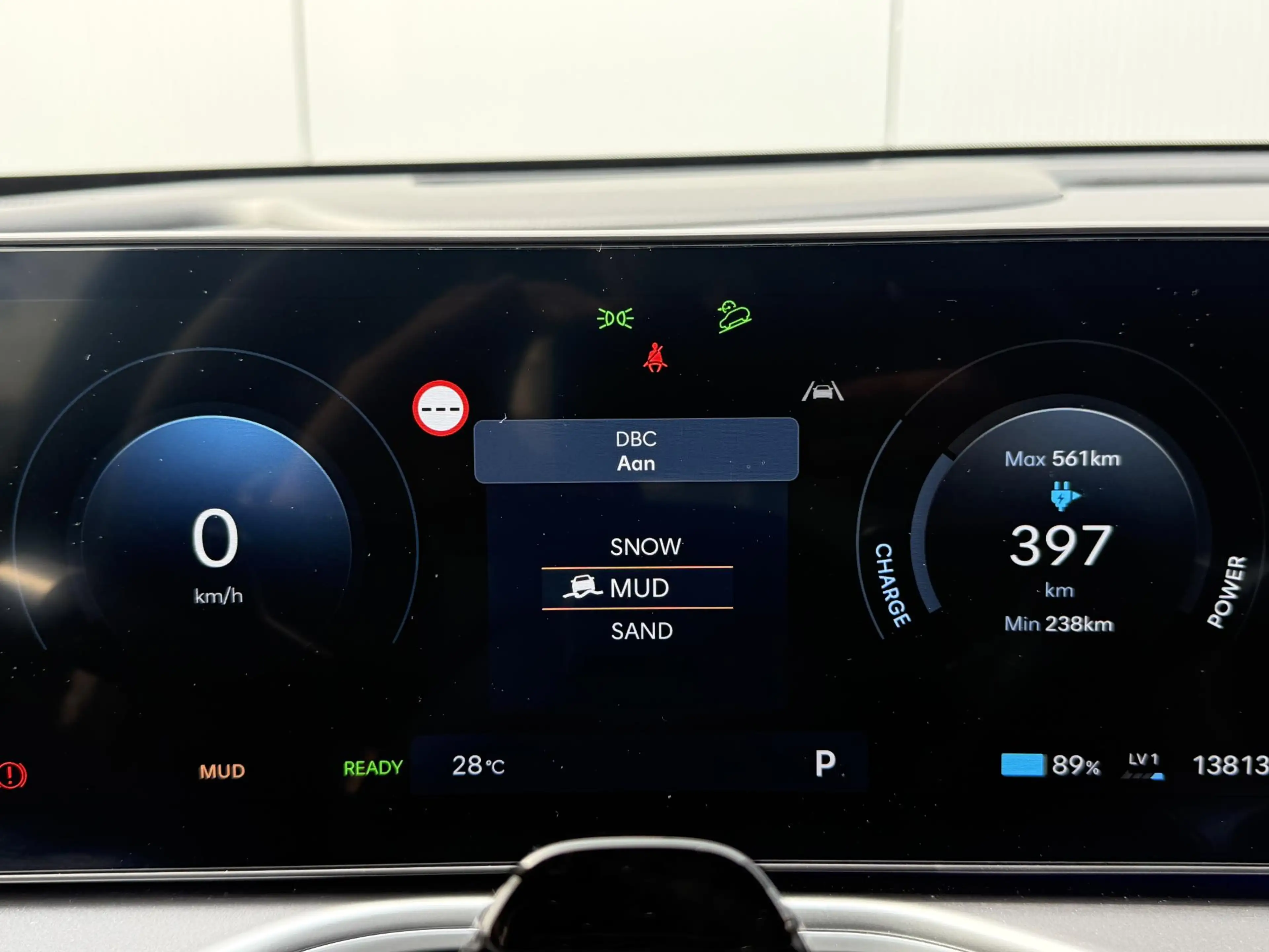 Hyundai IONIQ 9 Lounge AWD 6p. 110.3 kWh / 6 persoons / Full optio — photo 47
