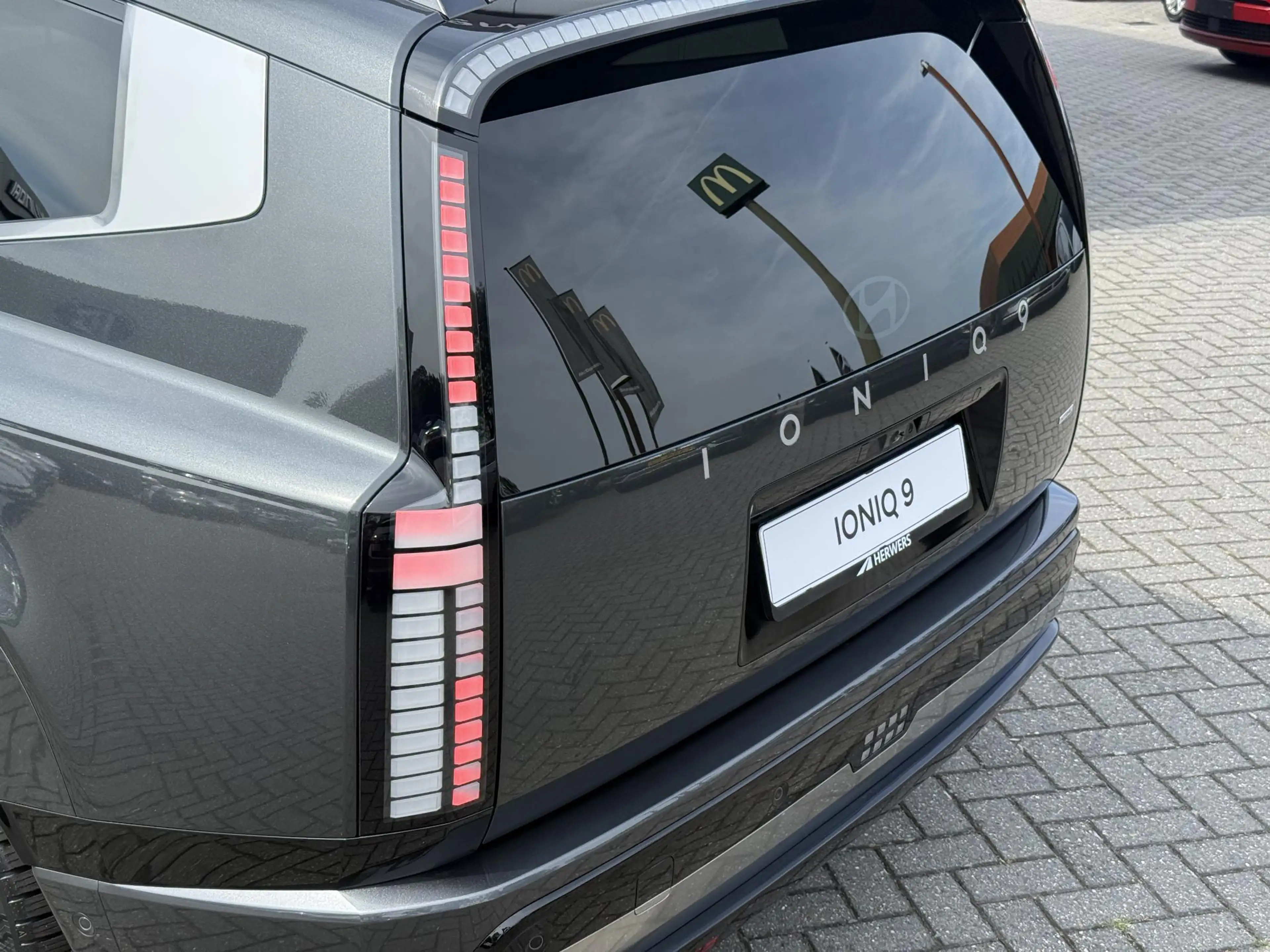 Hyundai IONIQ 9 Lounge AWD 6p. 110.3 kWh / 6 persoons / Full optio — photo 16