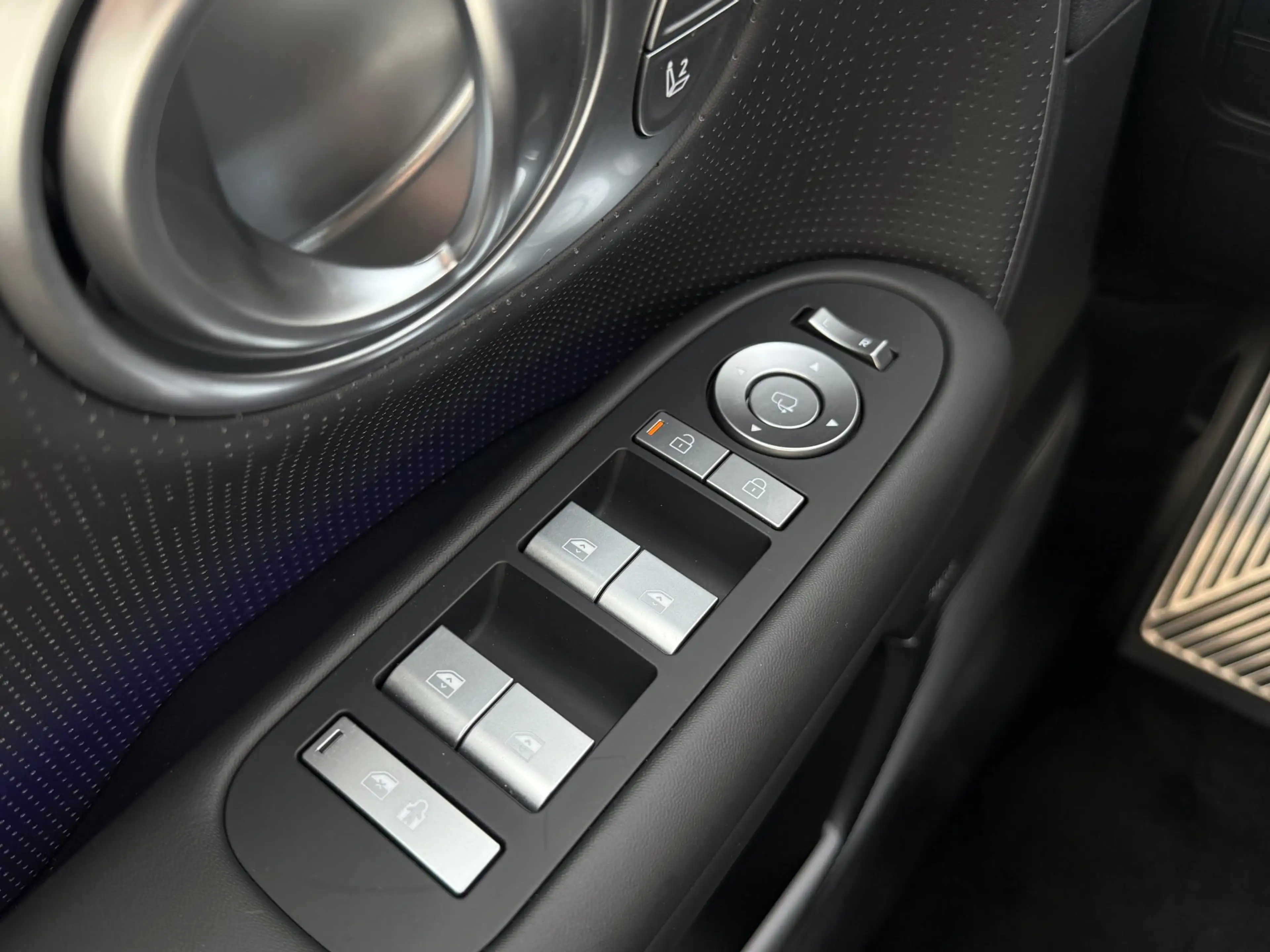 Hyundai IONIQ 9 Lounge AWD 6p. 110.3 kWh / 6 persoons / Full optio — photo 24