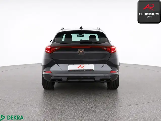 Cupra Formentor view 4