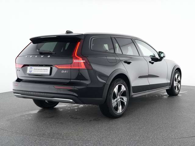 Volvo V60 Cross Country B4 AWD Plus 18"+WINTER-PAKET