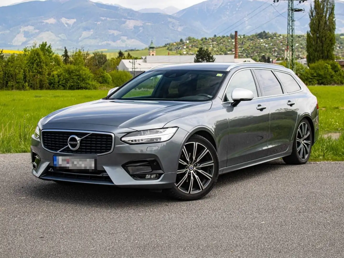 Volvo V90 V90 2.0 D4 Geartronic R Design Grau - 2