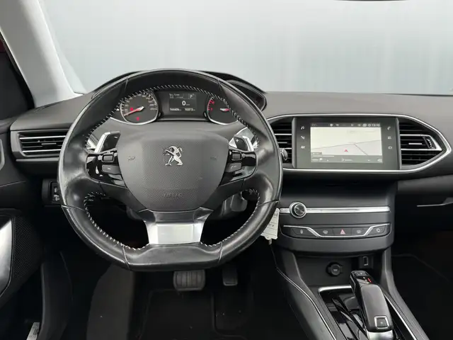 Peugeot 308 view 16