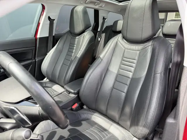 Peugeot 308 view 4