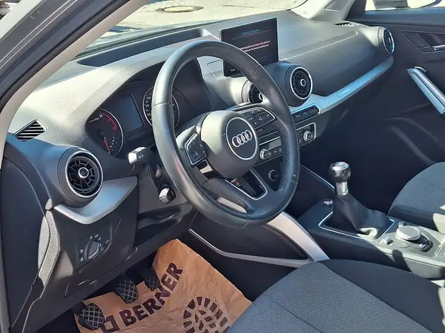Audi Q2 view 13