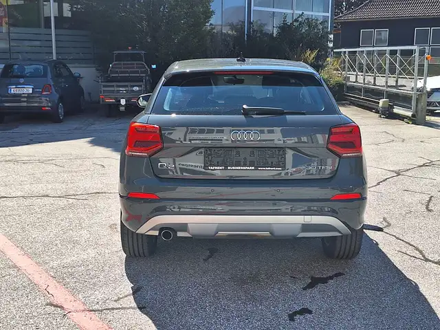 Audi Q2 view 7