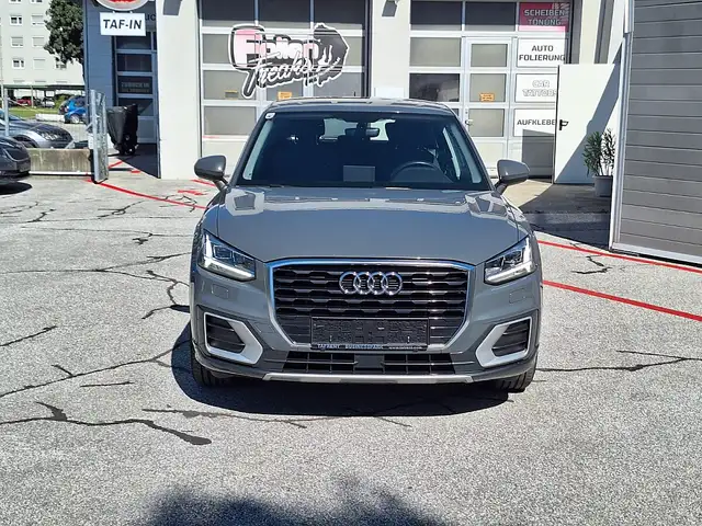 Audi Q2 view 3