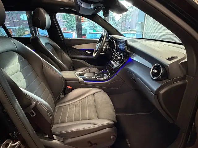 Mercedes-Benz GLC view 12