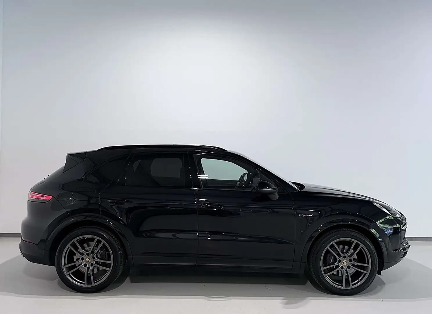 Porsche Cayenne III E-Hybrid Aut/Panorama/Sport-Chrono/AHK/PASM Schwarz - 2