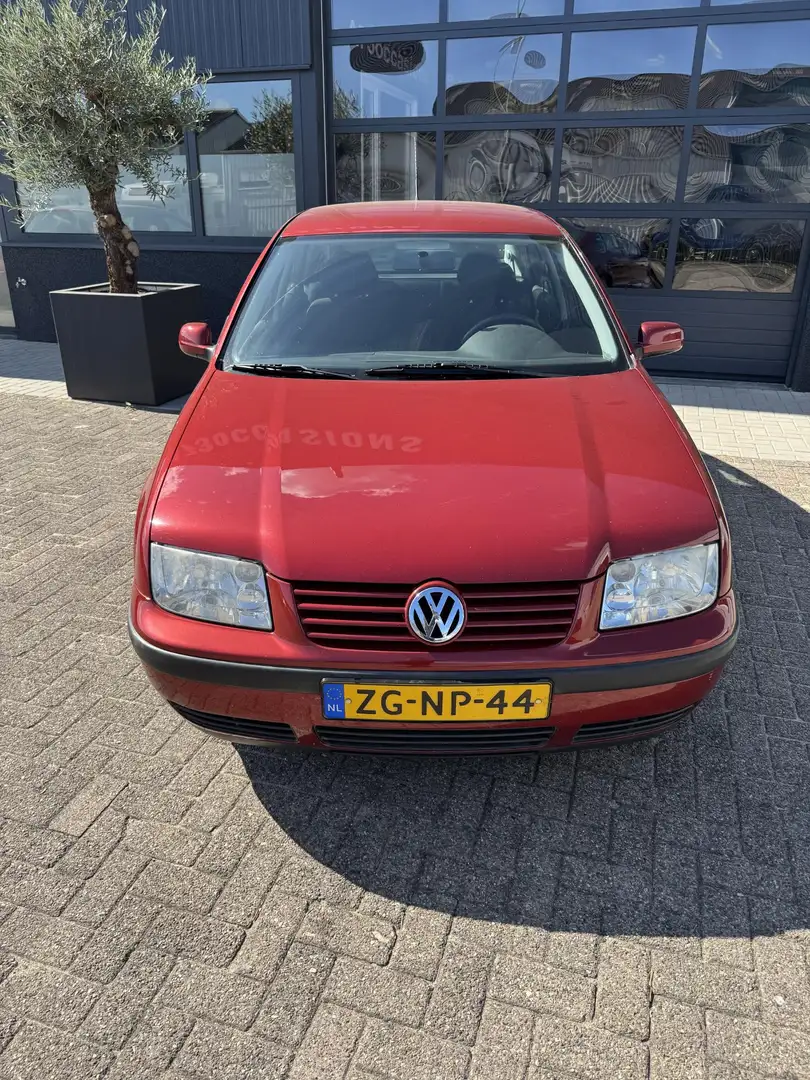 Volkswagen Bora 1.6 Trendline Rood - 2