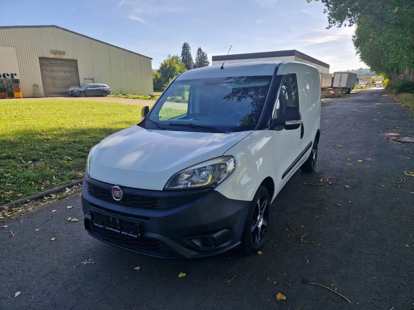 Fiat Doblo Kasten 1.3 TÜV 11/2026 AHK UST ausweisbar Weiß - 1