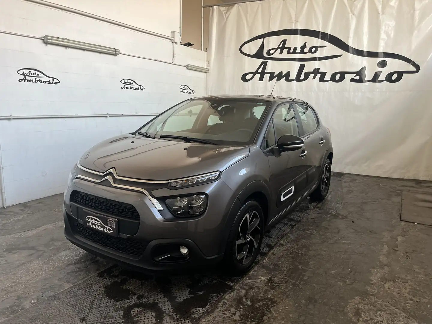 Citroen C3 C3 PureTech 110 S&S Shine Pack TUA DA 159,00 EURO Grau - 1