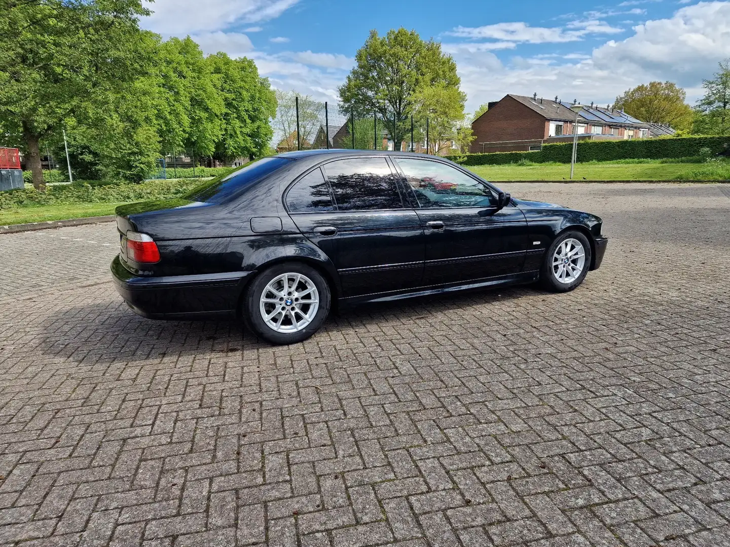 BMW 530 530i Edition Exclusive Noir - 2