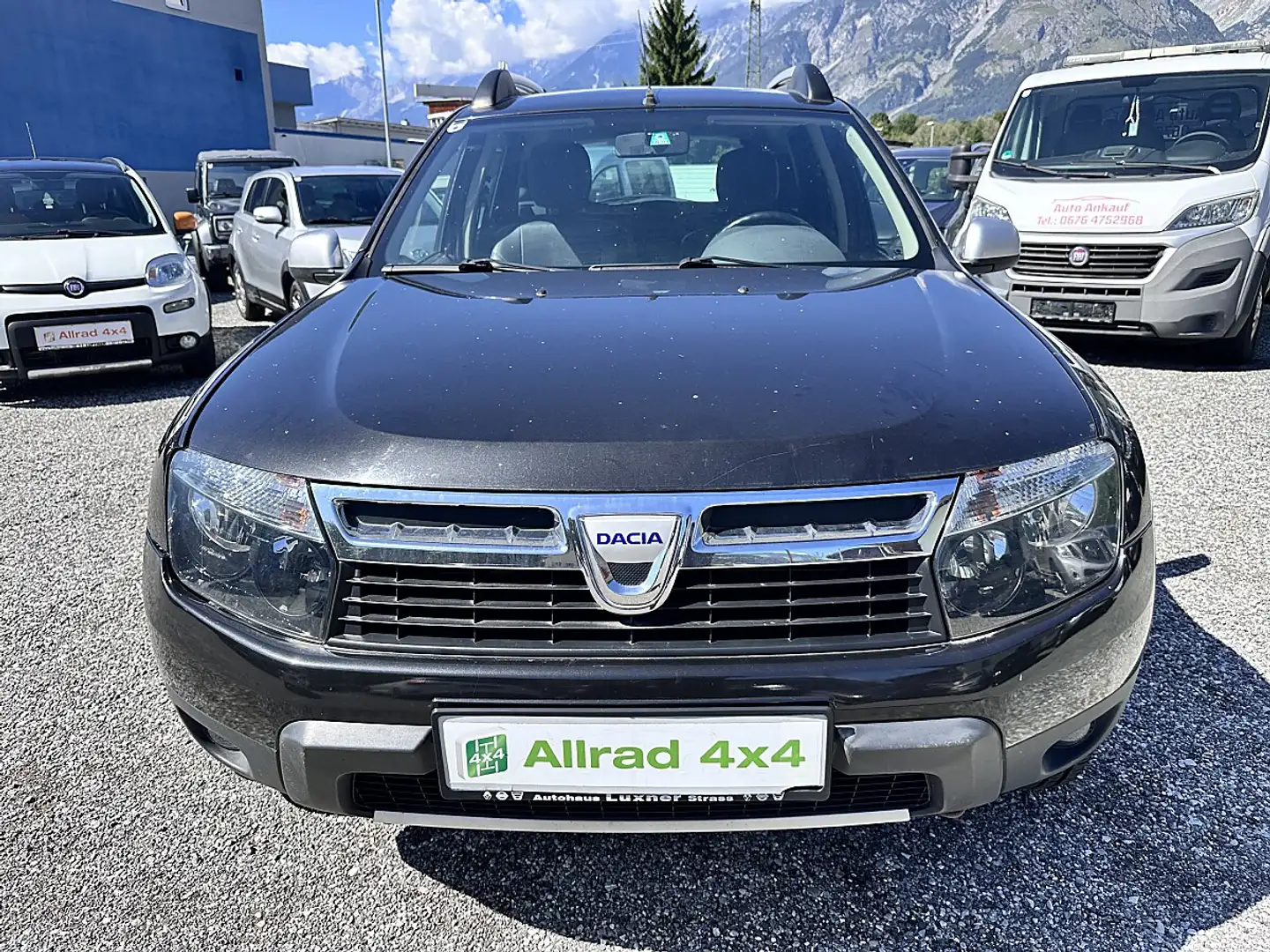 Dacia Duster 4x4 Schwarz - 2