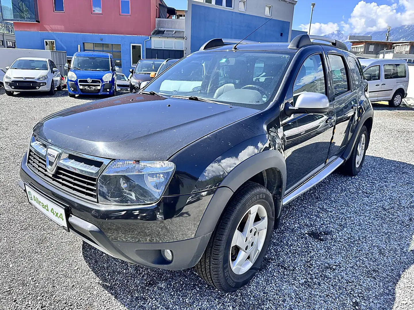 Dacia Duster 4x4 Schwarz - 1