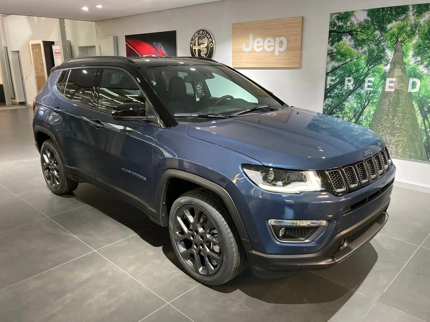 Jeep Compass PHEV S 4xe 240PS PARKPAKET Bleu - 2