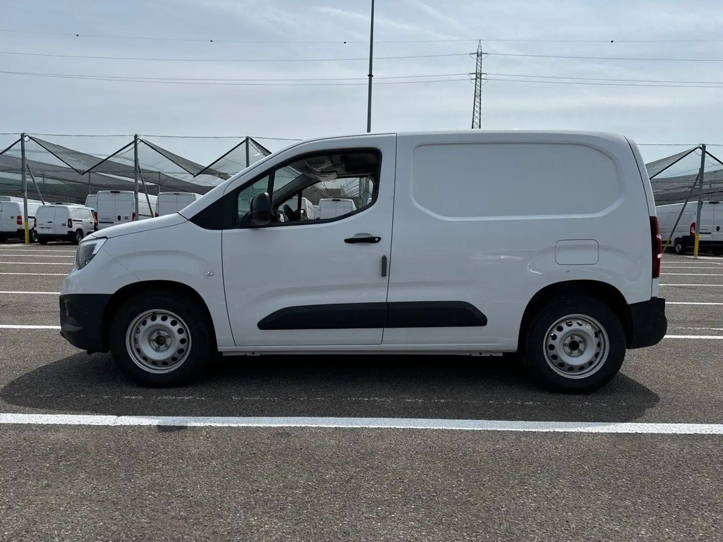 Opel Combo Cargo BEV 50 KWh e-Edition L1 Blanc - 2