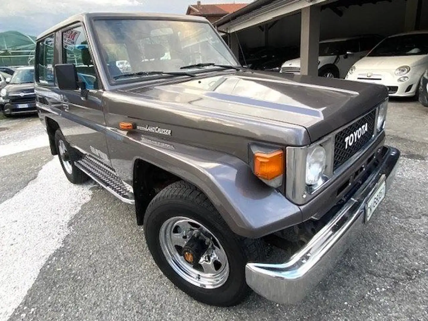 Toyota Land Cruiser Land Cruiser Turbo BJ 71, original Diff. Sperren Gris - 1