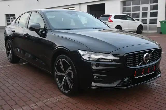 Volvo S60 view 7