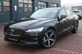 Volvo S60 B4 B DSG Plus Dark*STHZG*360°*PANO*ACC*AHK Schwarz - thumbnail 1