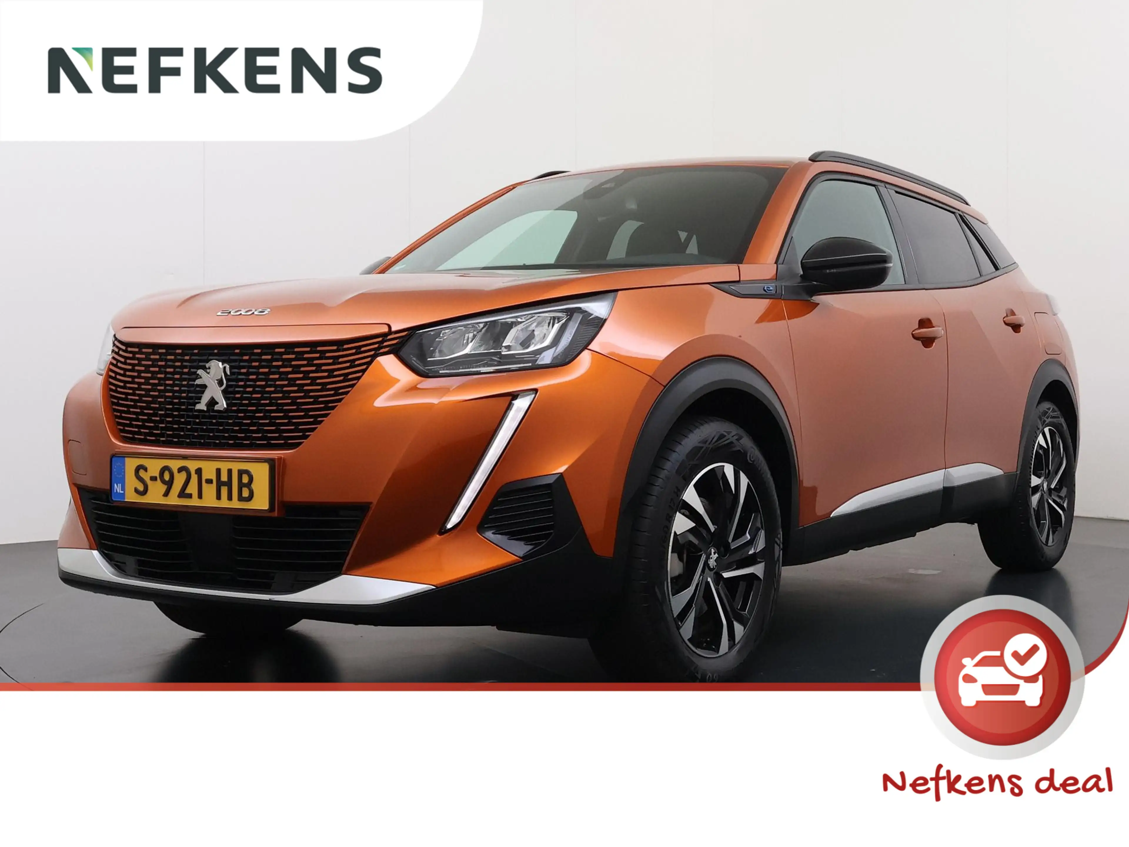 Peugeot e-2008 SUV Allure Pack 50 kWh 136pk | Navigatie via Apple