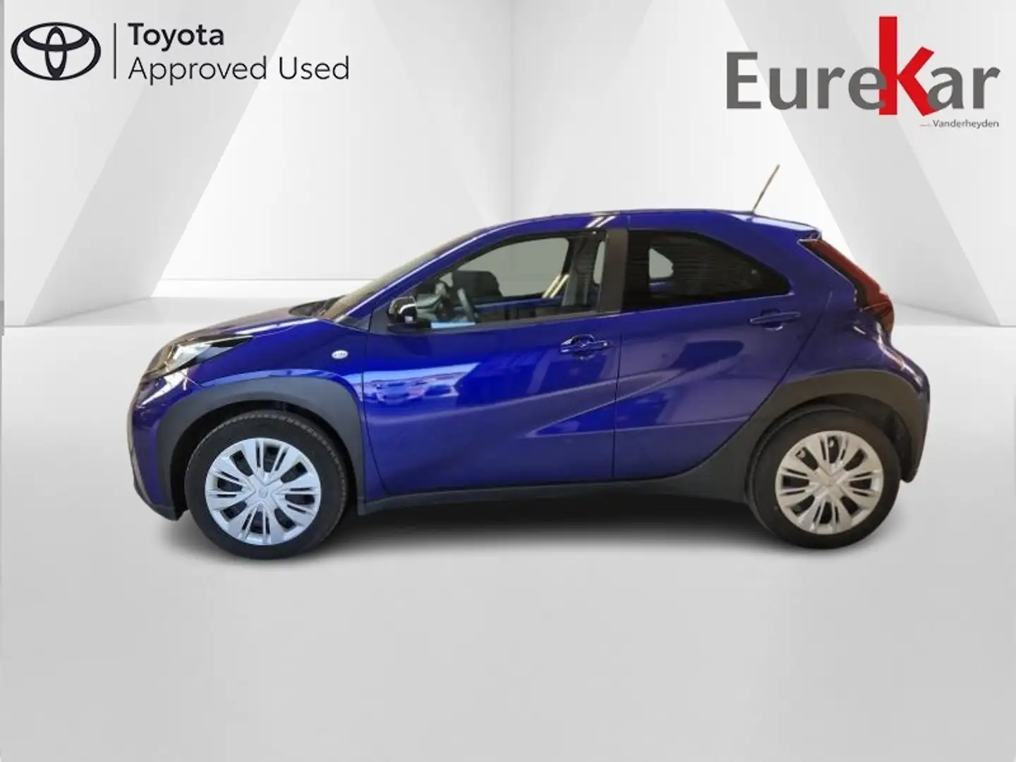 Toyota Aygo X 1.0 VVT-I X PLAY Blauw - 2