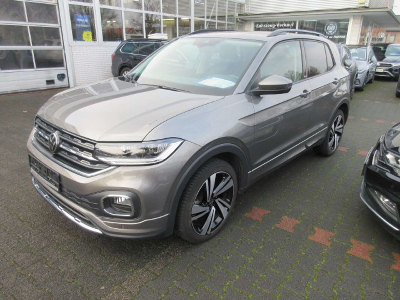 Volkswagen T-Cross 2021 — ACTIVE R-Line 1.0 TSI DSG NAVI LED ALU ACC APS SITZHEIZUNG CLIMATRONIC