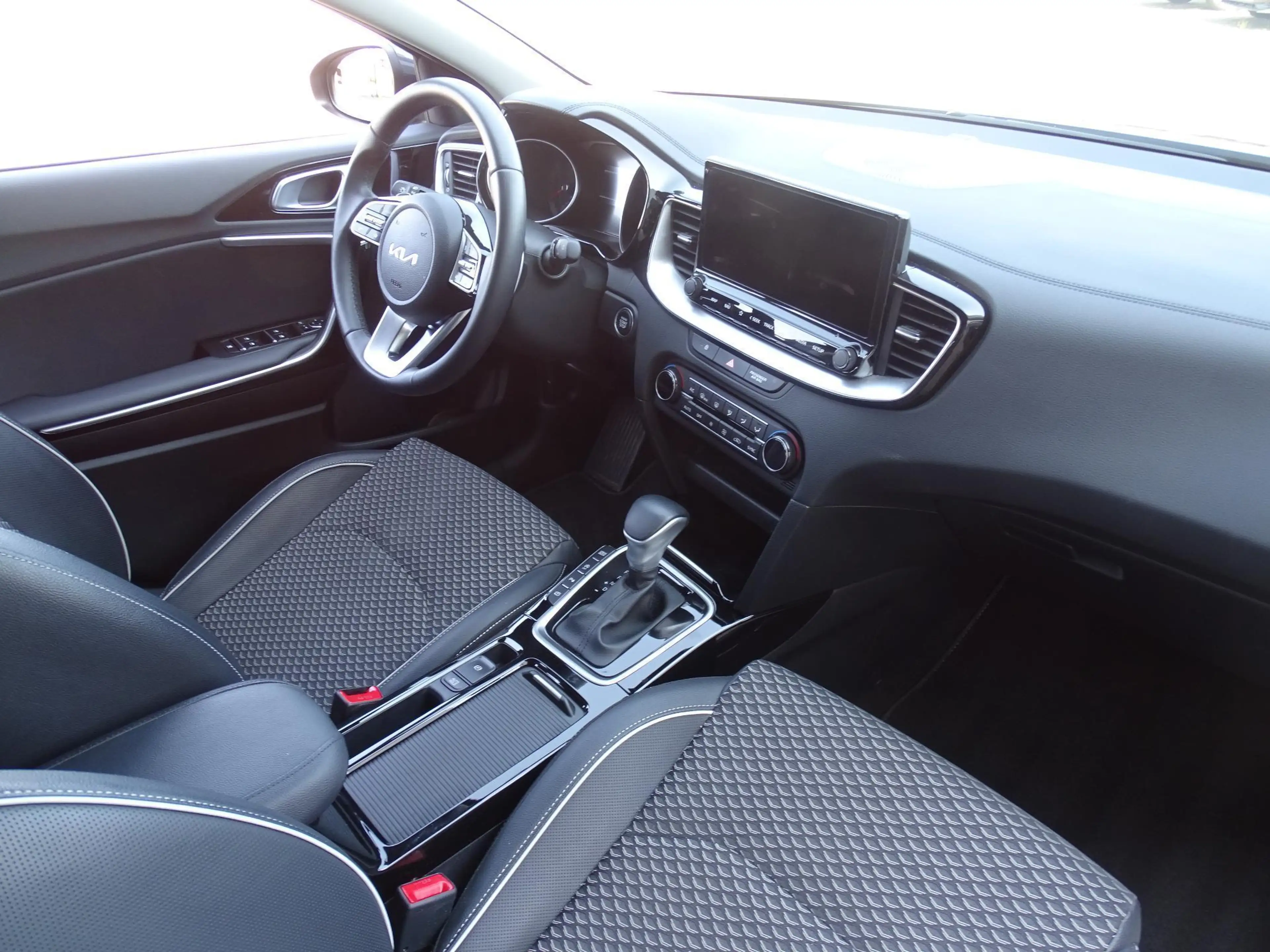 Kia Ceed SW / cee'd SW Sportswagon Pulse 1.0 T-GDi 100 MHEV DCT ISG — photo 15