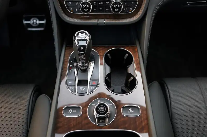 Bentley Bentayga Diesel – Foto 10
