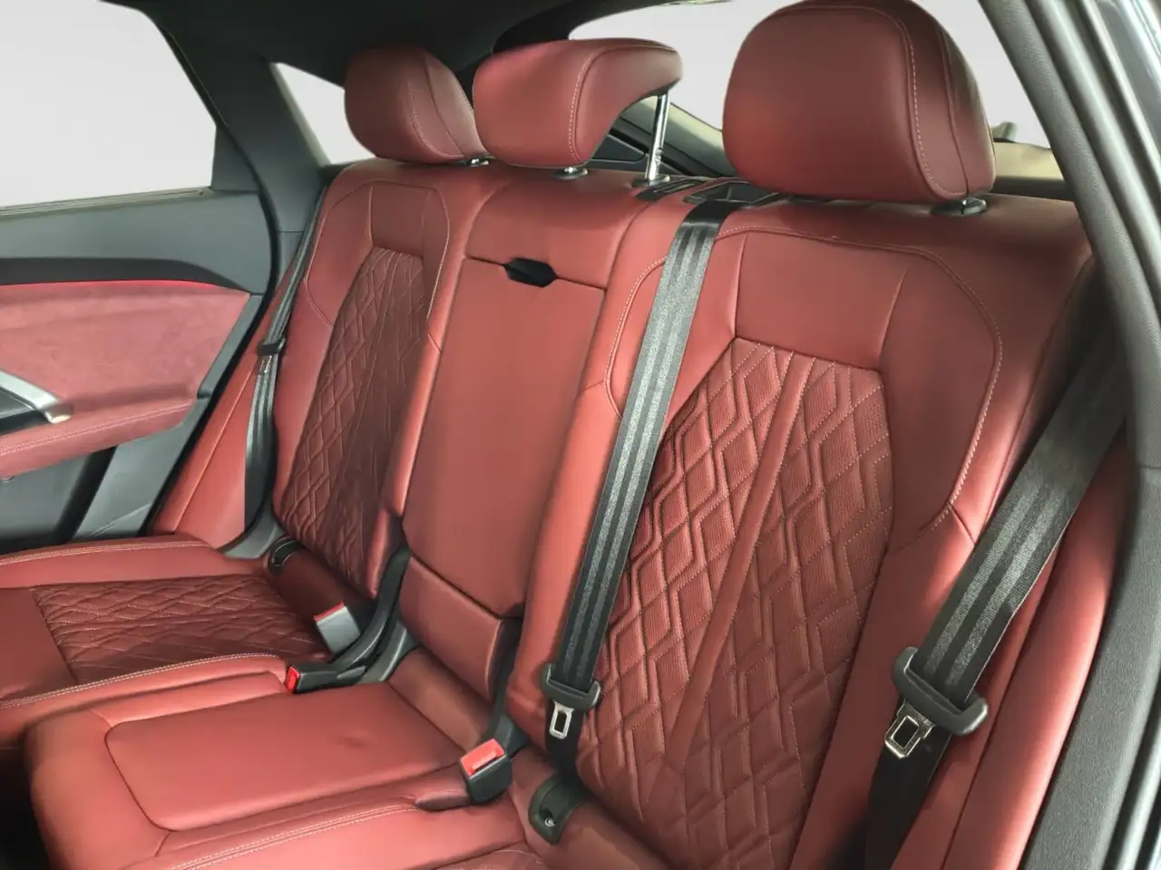 Audi SQ5 снимка Audi SQ5