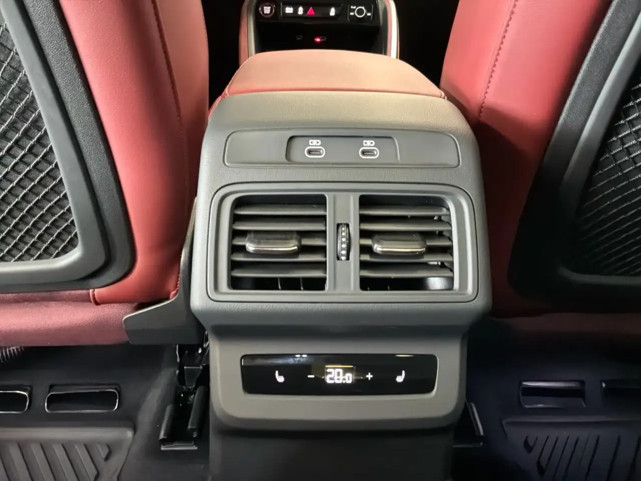 Audi SQ5 снимка Audi SQ5