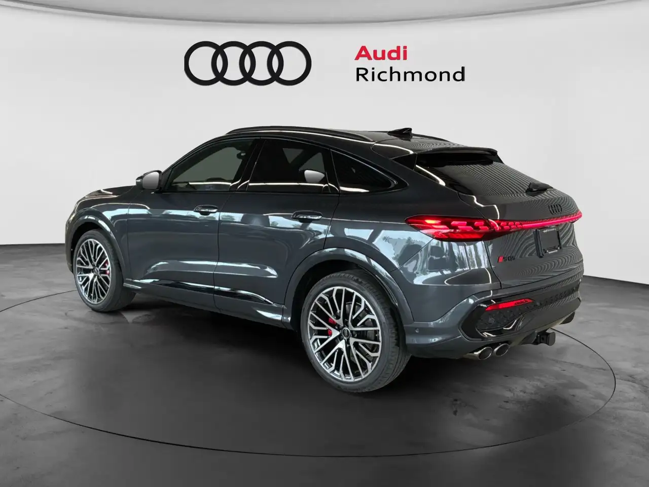 Audi SQ5 снимка Audi SQ5