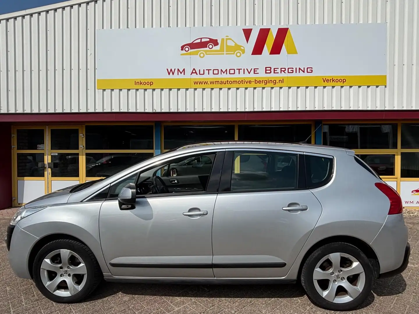 Peugeot 3008 1.6 NAVI PANADAK APK T/M 8-5-2026 Grigio - 2