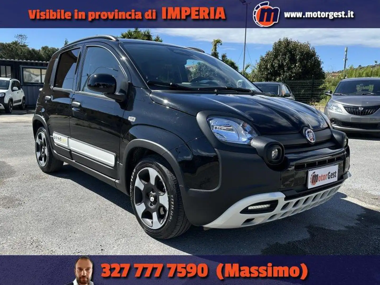 Fiat Panda 1.0 FireFly S&S Hybrid Pandina Noir - 1