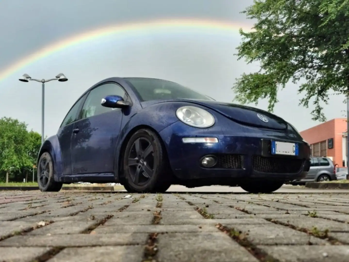 Volkswagen New Beetle 1.6 benzina *INCIDENTATA* - 1