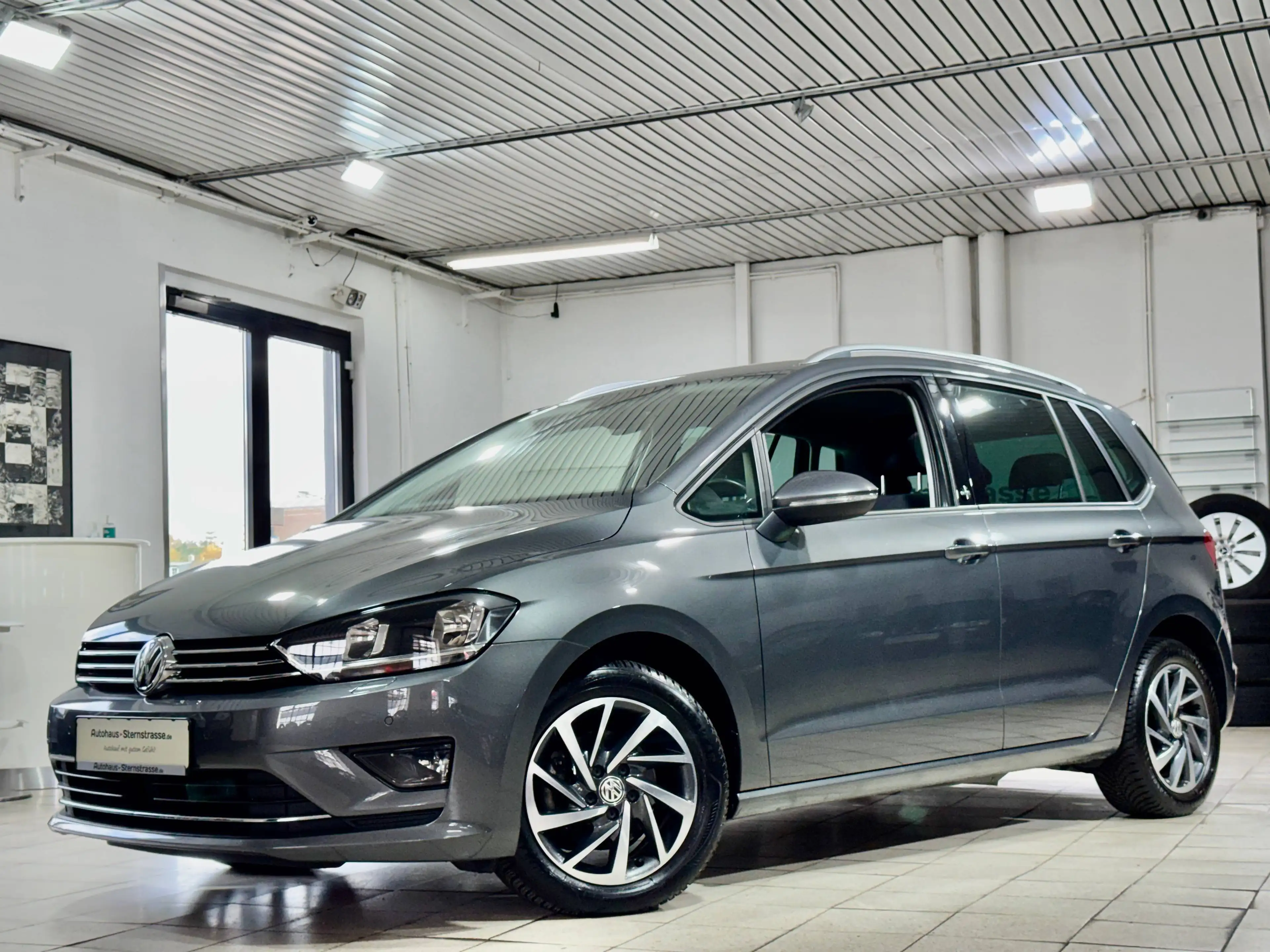 Volkswagen Golf Sportsvan Volkswagen Golf Sportsvan VII*Sound*DSG*Navi*PDC*ACC*