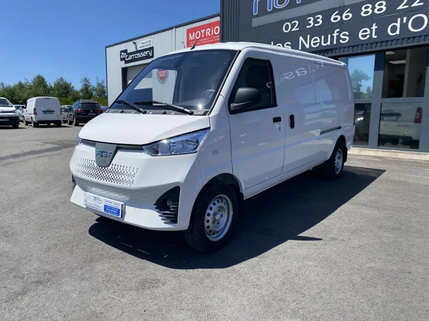 Autres VAN E-BOX M 60 KW Blanc - 1
