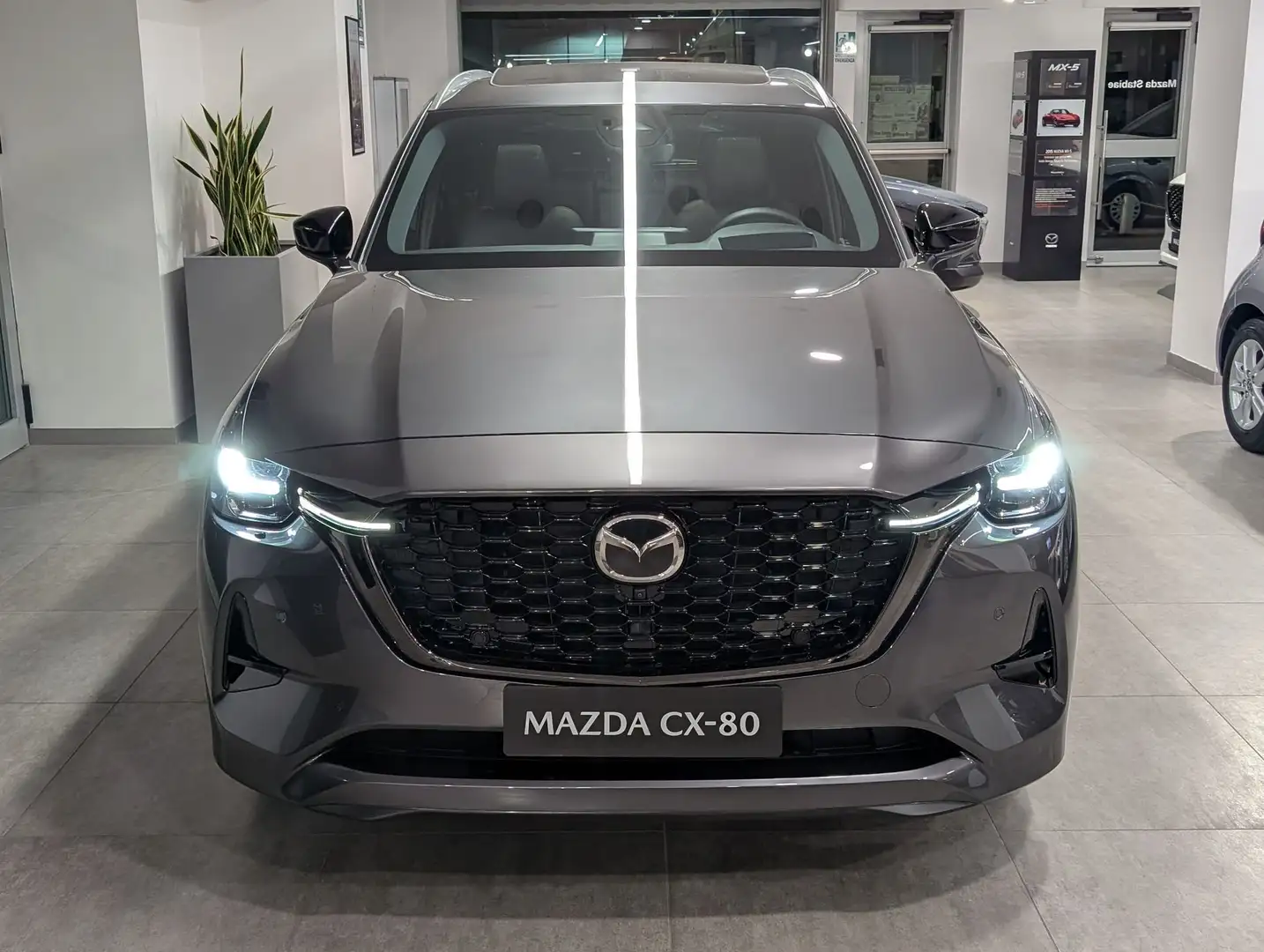 Mazda CX-80 3.3L e-Skyactiv D M Hybrid AWD Homura Plus 7 Post Grigio - 1