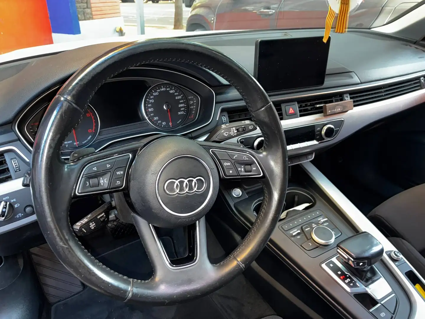 Audi A4 A4 Avant 2.0TDI Black line edition S-T 110kW Black line edition Blanco - 1