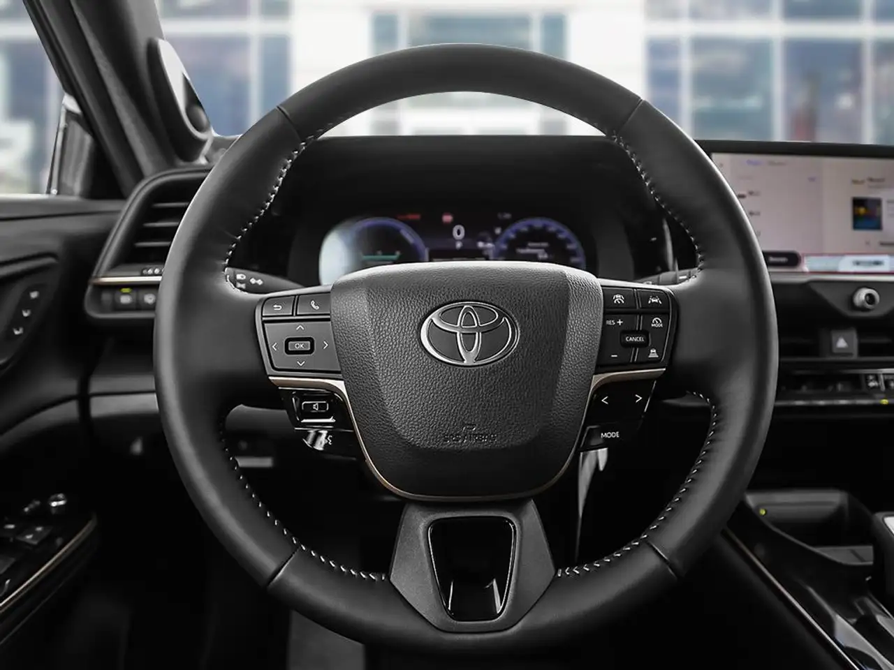 Toyota Crown снимка Toyota Crown