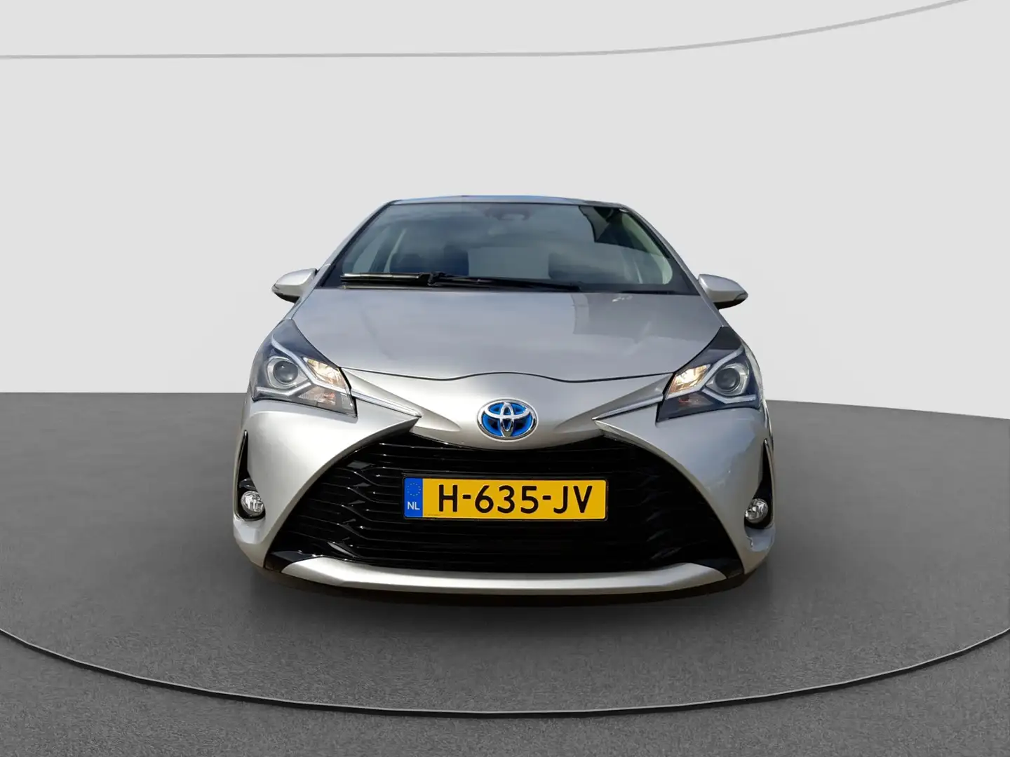 Toyota Yaris 1.5 Hybrid Active | Navigatie | Camera | Trekhaak Gris - 2