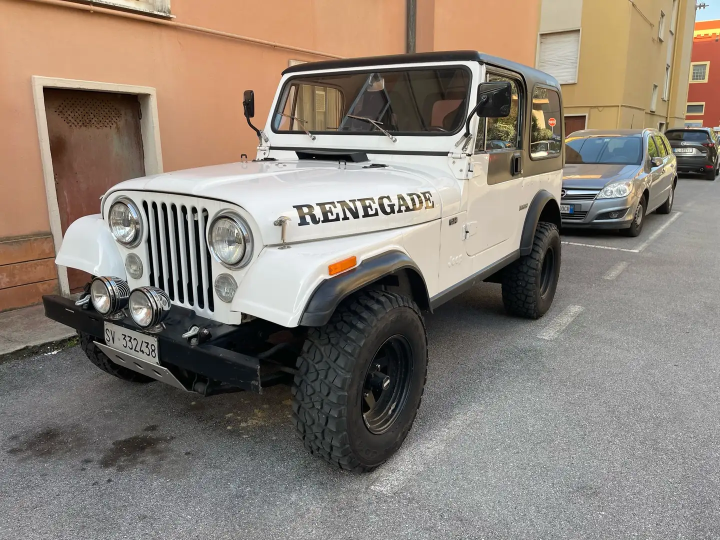 Jeep CJ-7 Bianco - 1