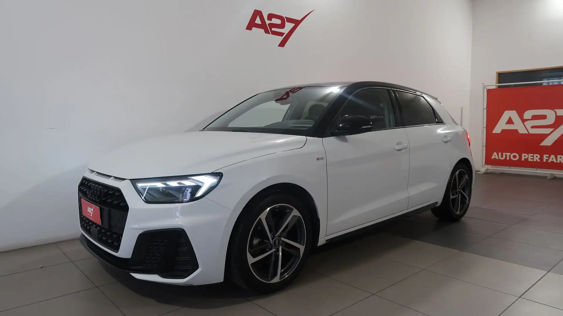 Audi A1 SPB 30 TFSI S-Line Adrenalin Black Edition Weiß - 1