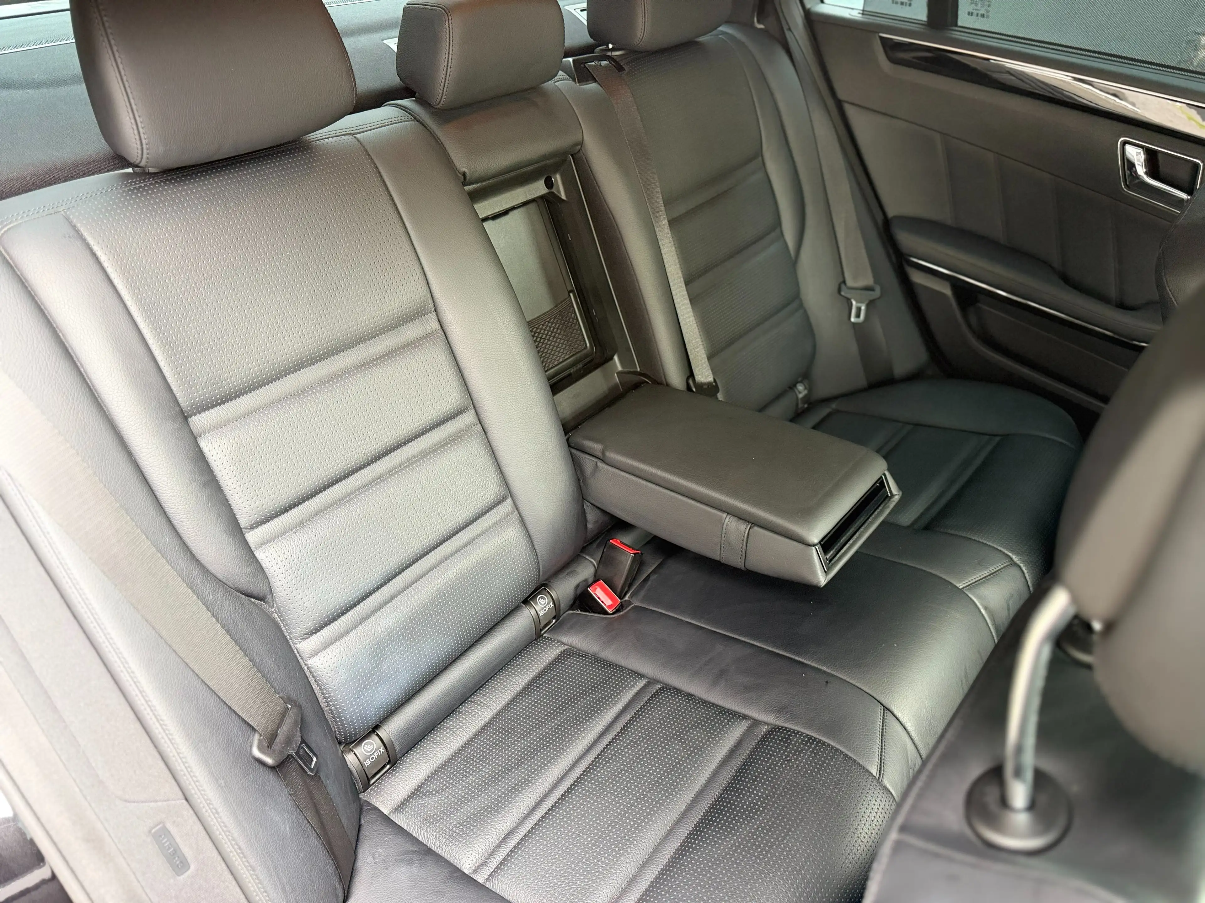 Mercedes-Benz E 63 AMG E 63AMG Perfomance*Panorama*TÜV&ServiceNEU* — photo 14