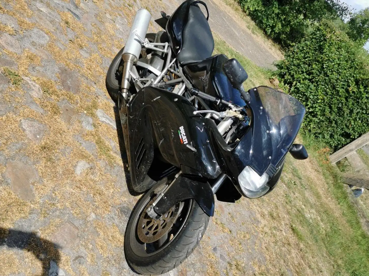 Ducati 900 SS Negro - 1