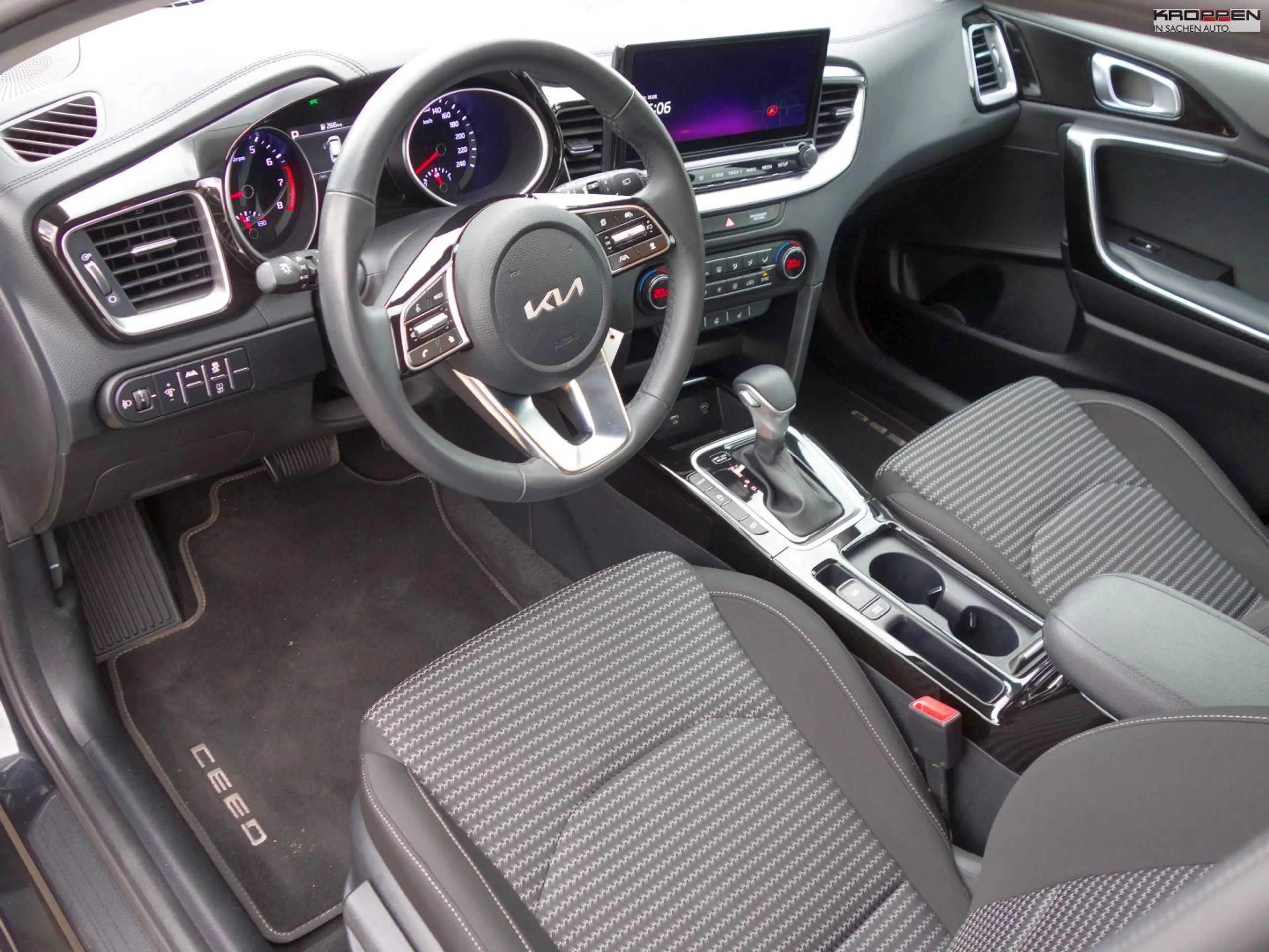 Kia Ceed SW / cee'd SW Vision Komf.+ SHZ LHZ KAM M+S-Allwetterreifen — photo 5