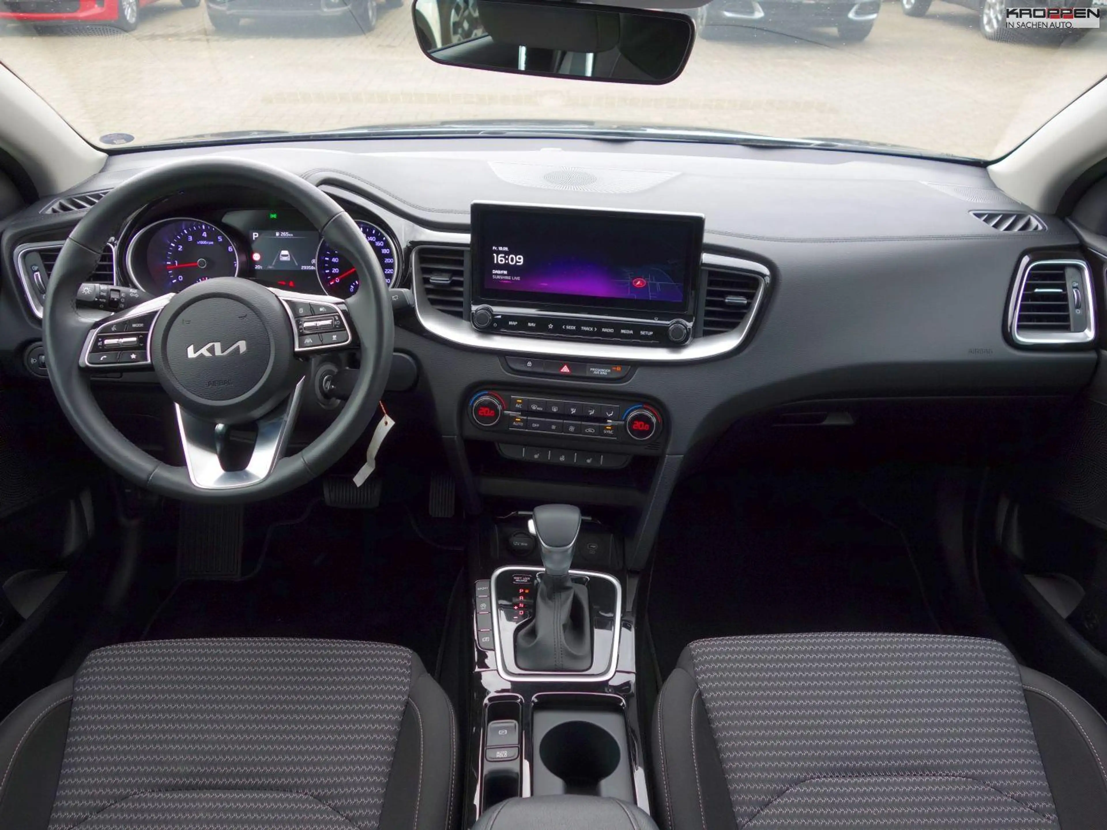Kia Ceed SW / cee'd SW Vision Komf.+ SHZ LHZ KAM M+S-Allwetterreifen — photo 7