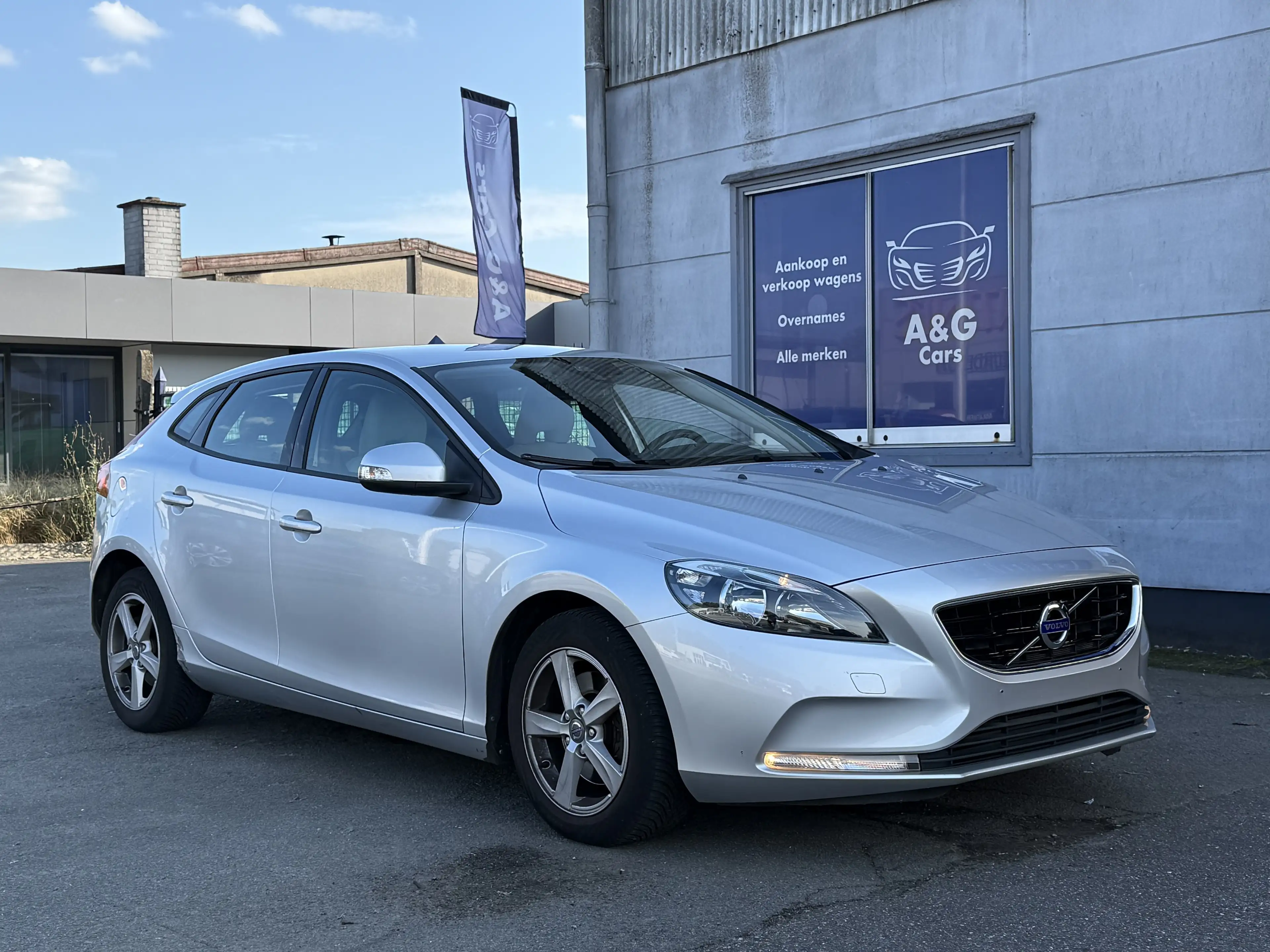 Volvo V40 V40 1.6 T2 Base 1 jaar Garantie