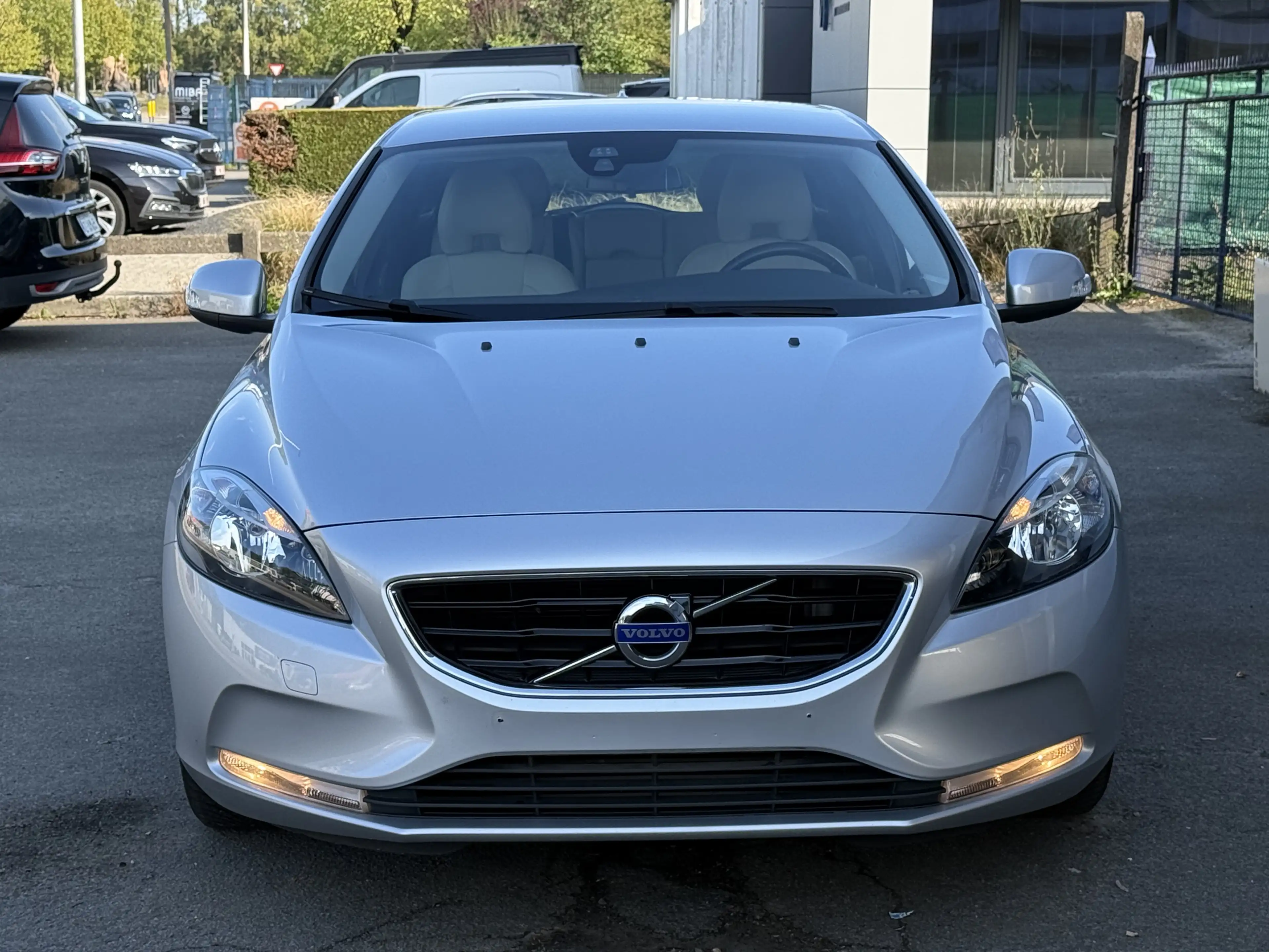 Volvo V40 V40 1.6 T2 Base 1 jaar Garantie — photo 2