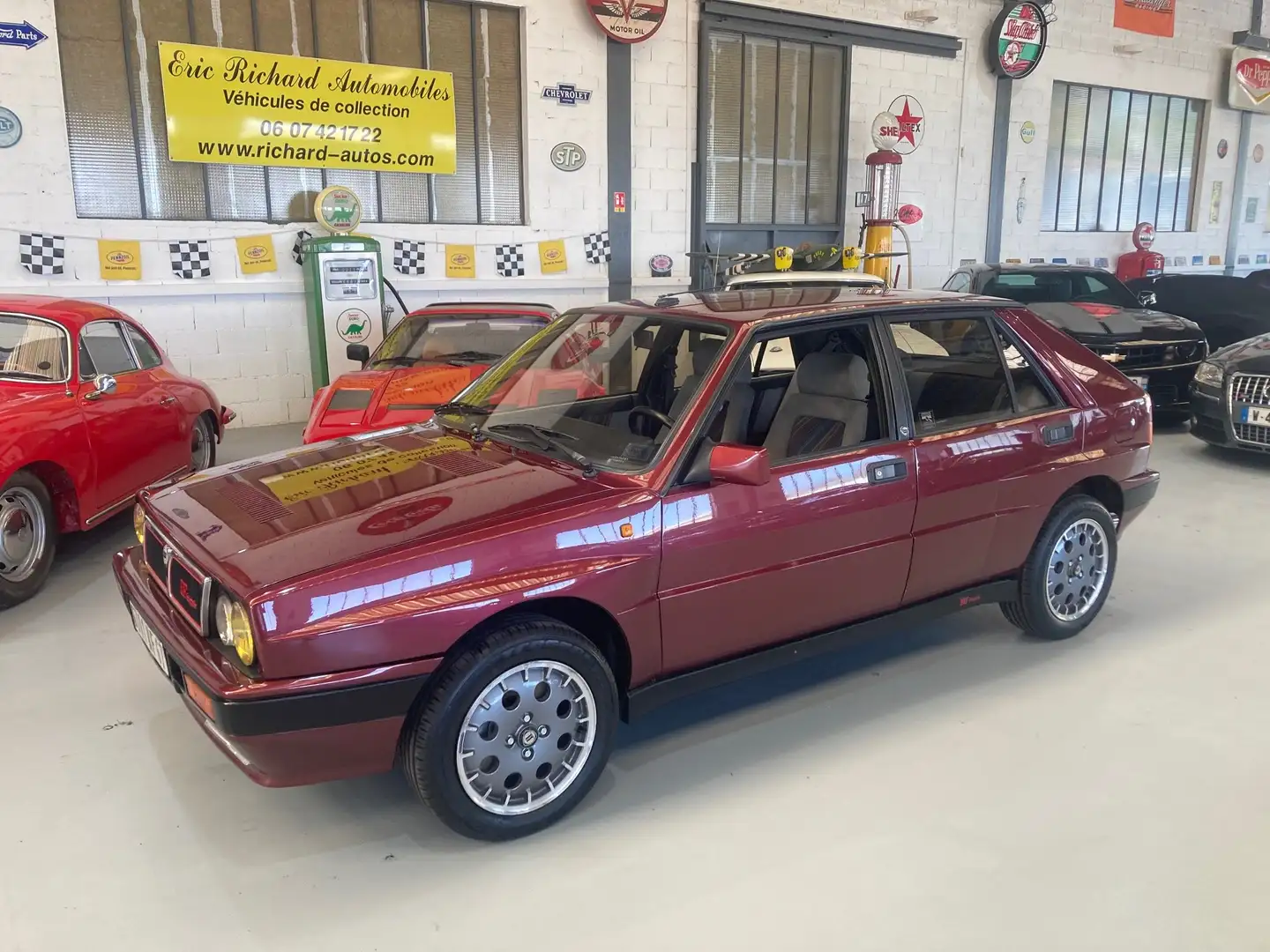 Lancia Delta HF Integrale 8s de 1988 en stock en France Roşu - 1